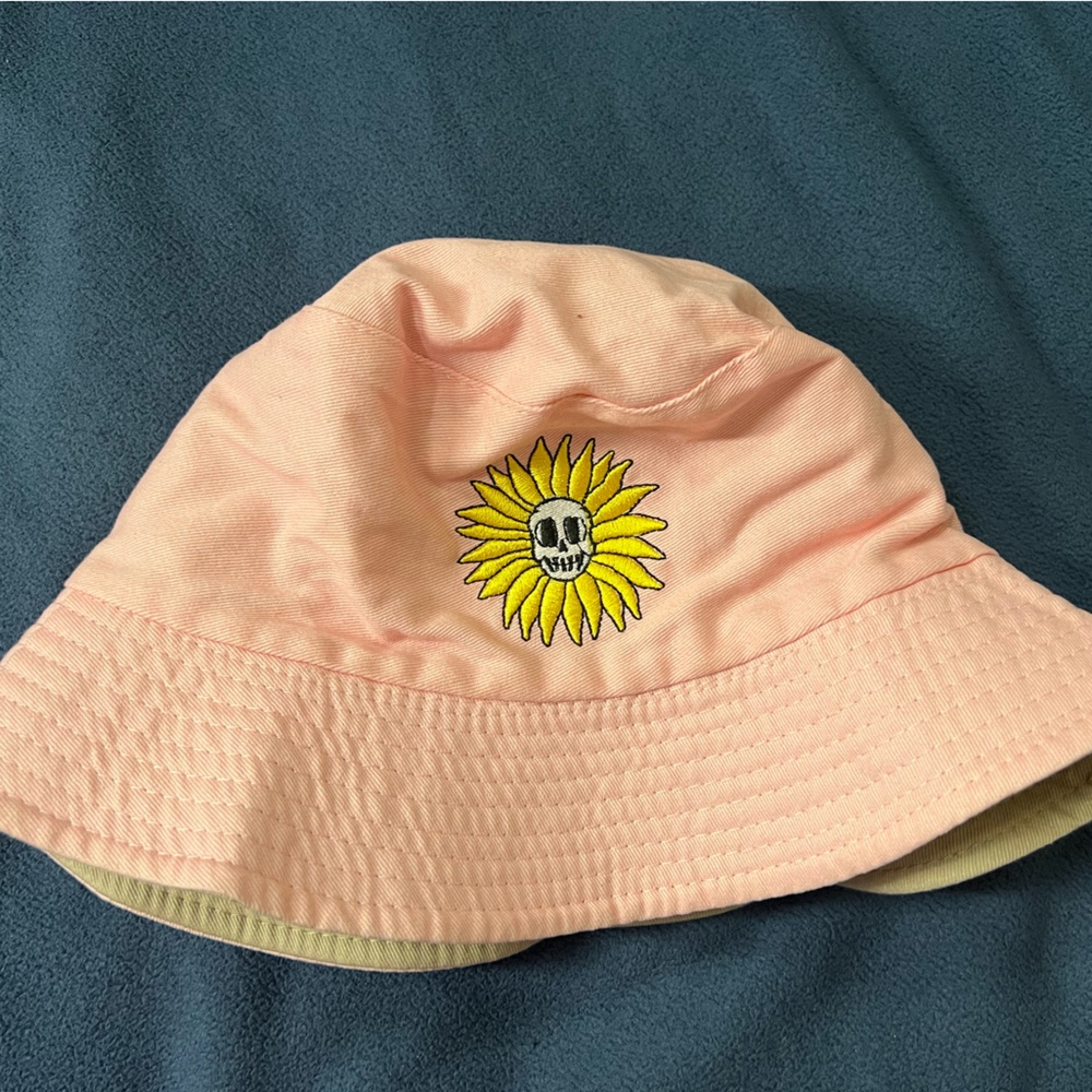 Pink bucket hat